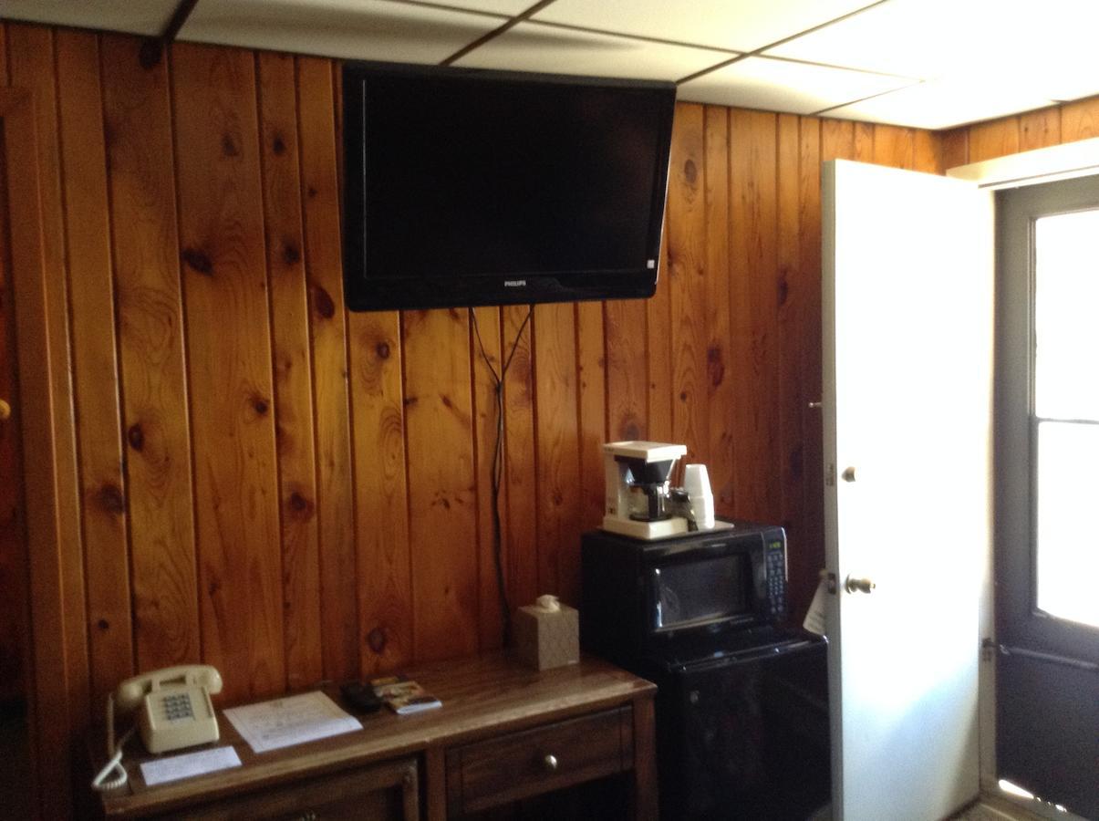 Motel Ely Room photo